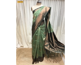 Green Vaira Oosi Kanchi Weavings Silk Saree