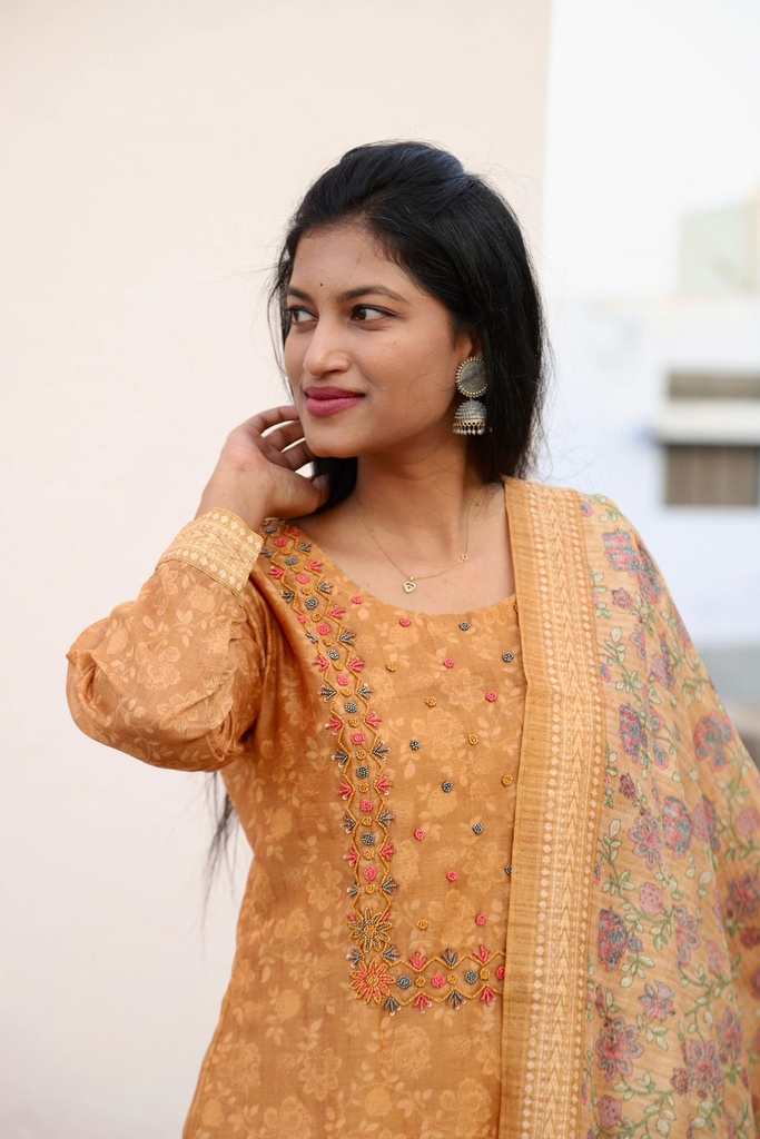 [440001-004-L] Readymade Designer Salwar Suit Set